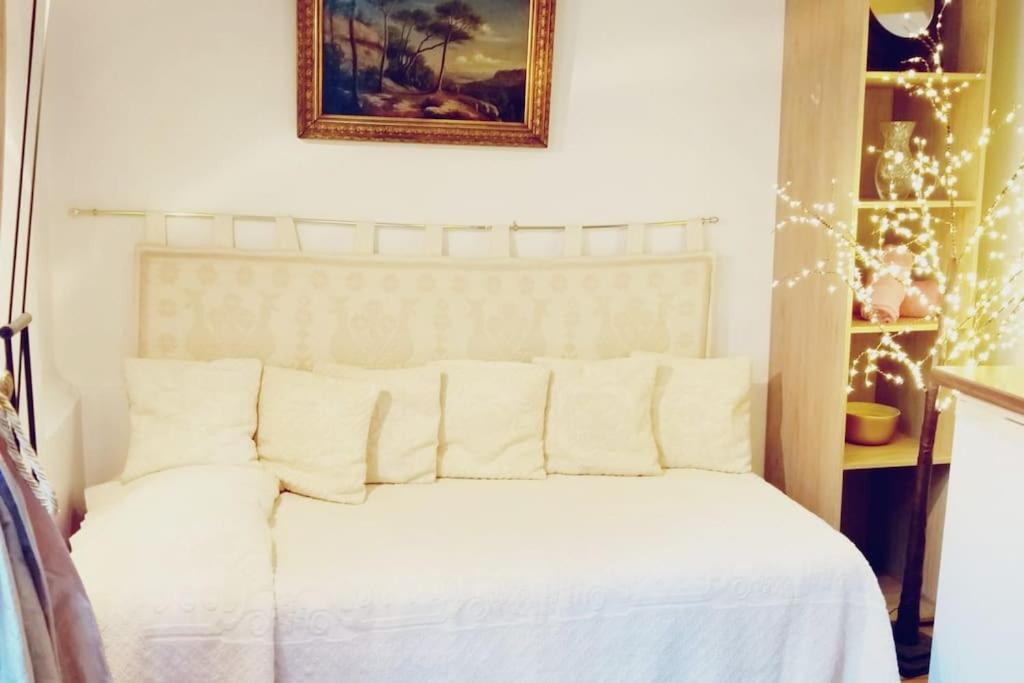 Small Luxurious Room In The Heart Of Saint Germain Paris Extérieur photo