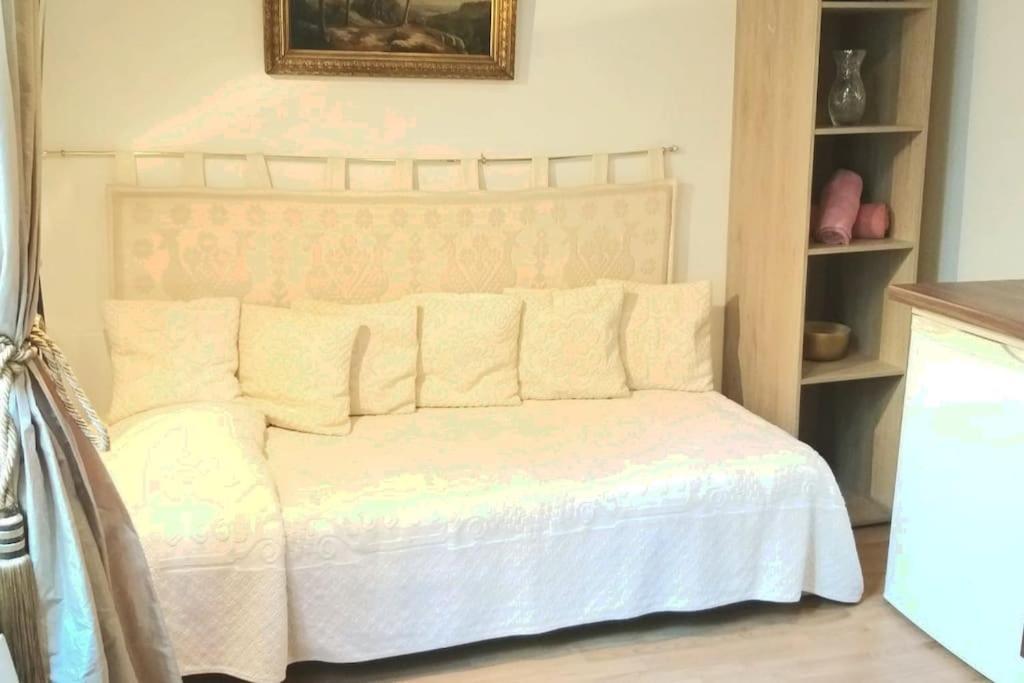 Small Luxurious Room In The Heart Of Saint Germain Paris Extérieur photo