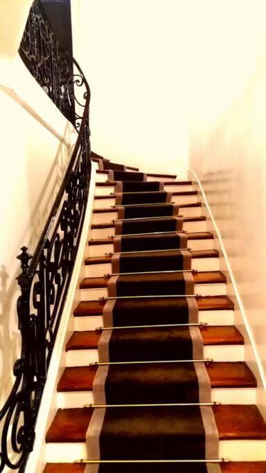 Small Luxurious Room In The Heart Of Saint Germain Paris Extérieur photo